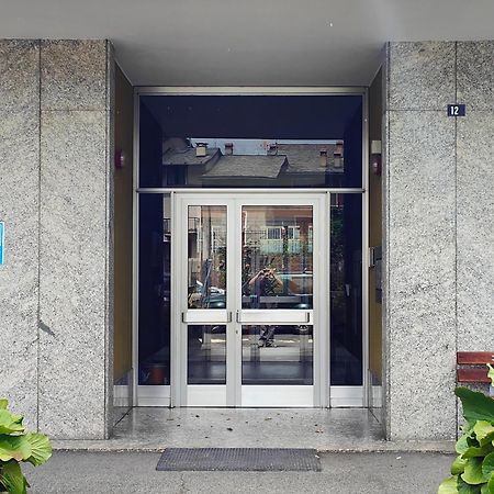 Alfiume B Apartment Tirano Bagian luar foto