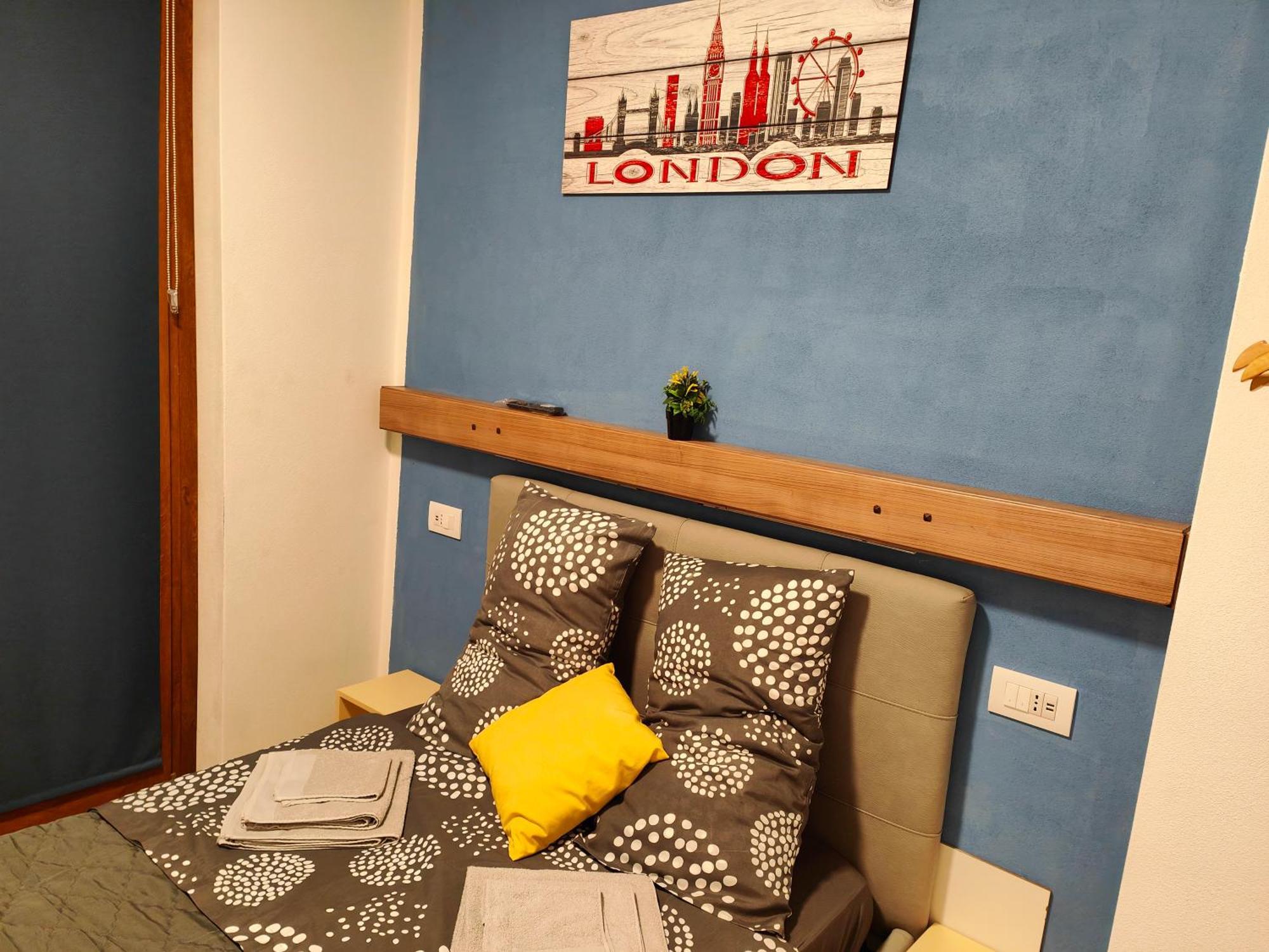 Alfiume B Apartment Tirano Bagian luar foto