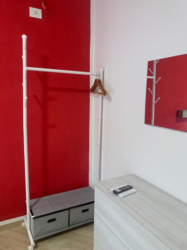 Alfiume B Apartment Tirano Bagian luar foto